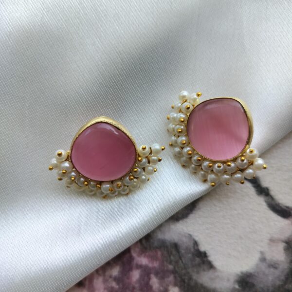 Gold Plated Pink Monalisa Stone With Off White Pearl Lariya Earrings