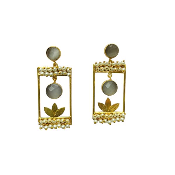 brass-gold-plated-grey-monalisa-stone-drop-earrings-with-pearl-lariya