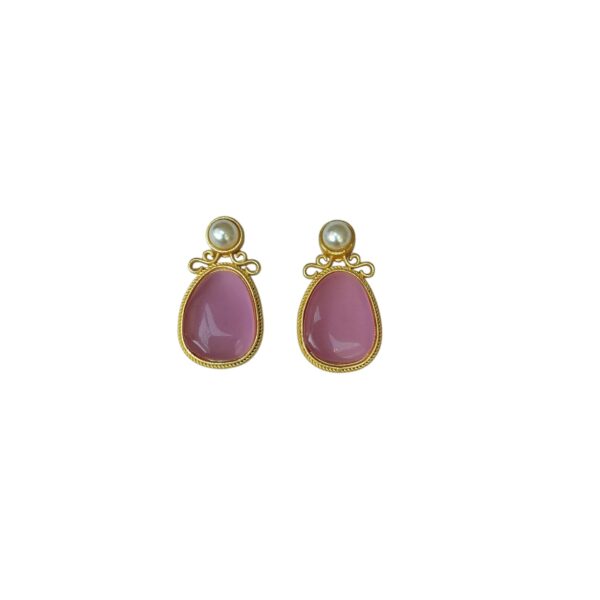 radiant-pink-monalisa-with-pearl-gold-plated-studs