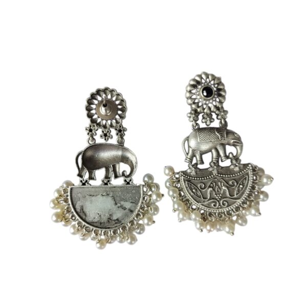 Brass Elephant Motif Earrings