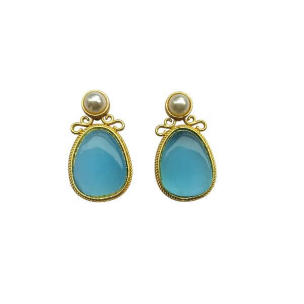 brass-blue-monalisa-earrings