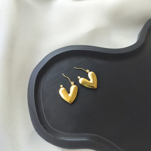 view of anti-tarnish small heart hoops